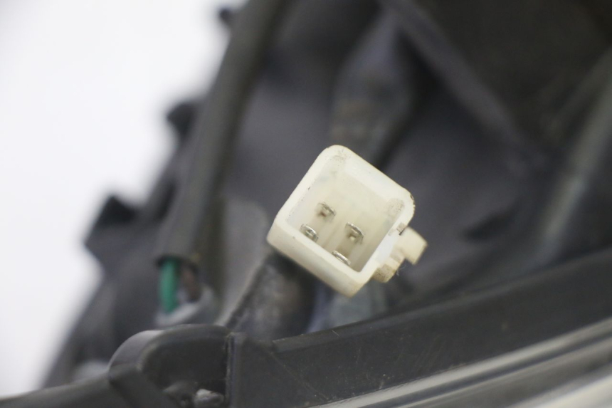 photo de FARO DELANTERO IZQUIERDO PEUGEOT CITYSTAR 50 (2013 - 2017)