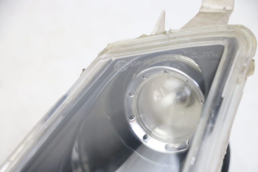 photo de FARO DELANTERO IZQUIERDA PEUGEOT JET FORCE CARBU 50 (2003 - 2016)