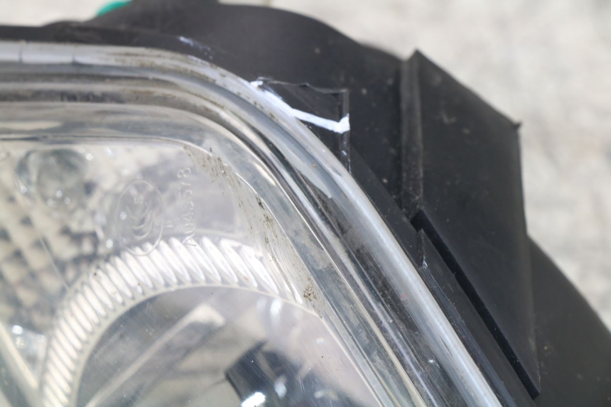 photo de FARO DELANTERO IZQUIERDA LINTEX HT50QT-36 VERONA 50 (2012 - 2017)