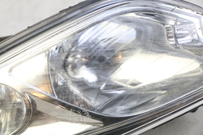 photo de FARO DELANTERO IZQUIERDO PEUGEOT CITYSTAR 2T 50 (2018 - 2021)