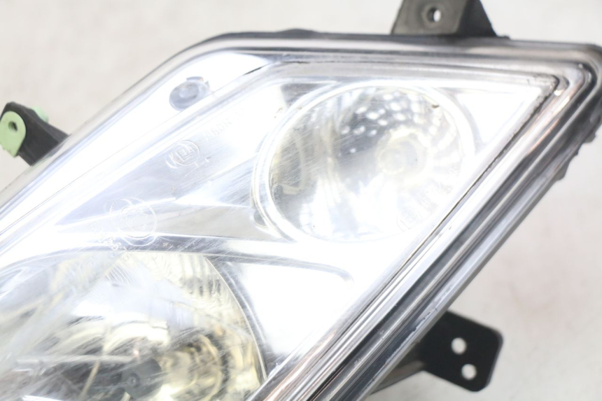 photo de FARO DELANTERO IZQUIERDO PEUGEOT CITYSTAR 2T 50 (2018 - 2021)