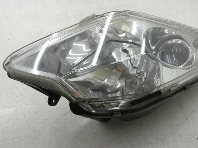 photo de FARO DELANTERO IZQUIERDO PEUGEOT SATELIS 125 (2006 - 2009)