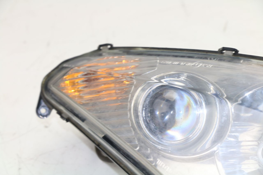 photo de FARO DELANTERO IZQUIERDA PEUGEOT SATELIS 125 (2010 - 2012)