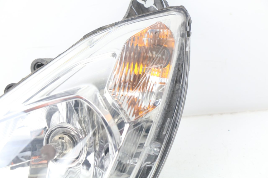 photo de FARO DELANTERO IZQUIERDA PEUGEOT SATELIS 125 (2013 - 2018)
