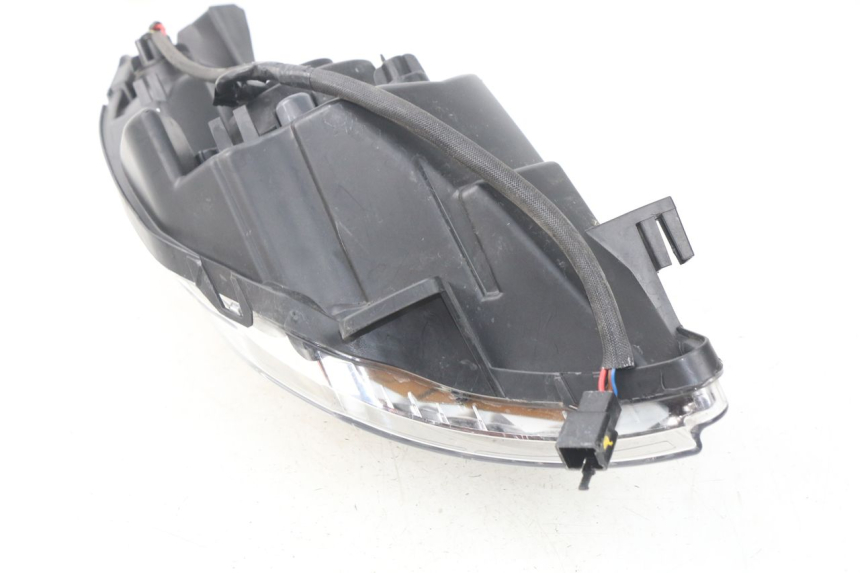 photo de FARO DELANTERO IZQUIERDA PEUGEOT SATELIS 125 (2013 - 2018)