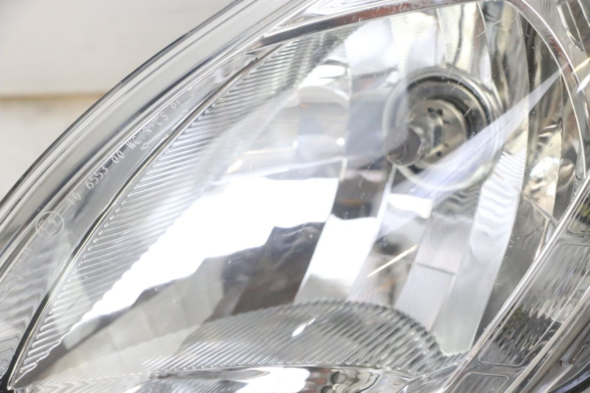 photo de FARO DELANTERO IZQUIERDA PEUGEOT SATELIS 125 (2013 - 2018)