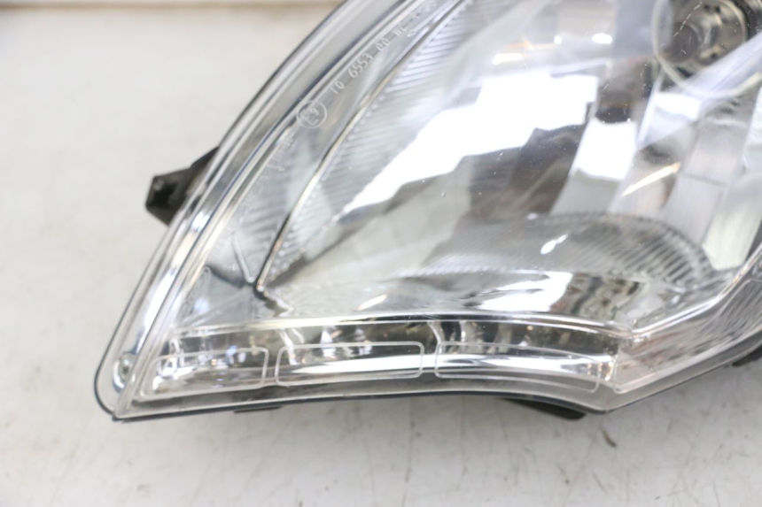 photo de FARO DELANTERO IZQUIERDA PEUGEOT SATELIS 125 (2013 - 2018)