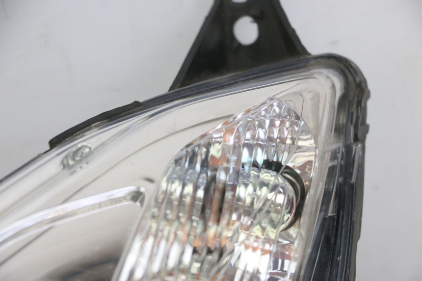 photo de FARO DELANTERO IZQUIERDA PEUGEOT SATELIS 125 (2013 - 2018)