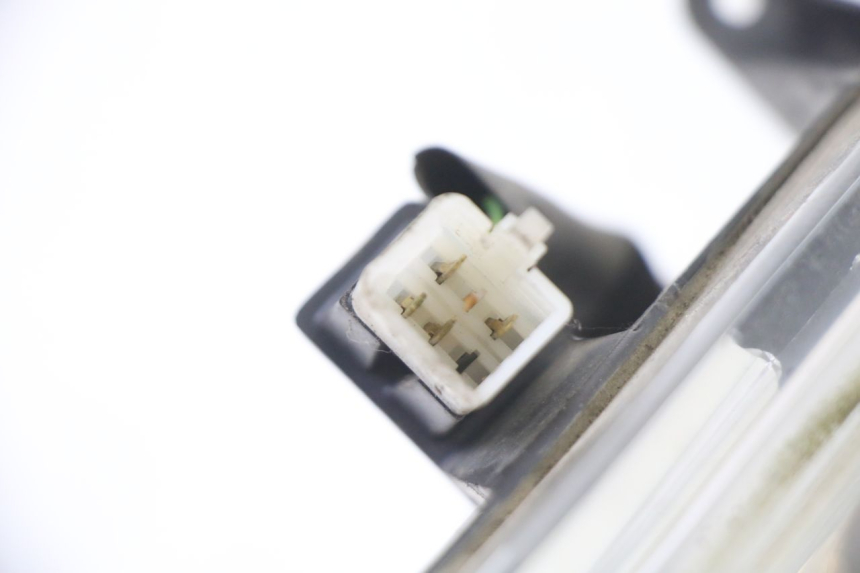 photo de FARO DELANTERO IZQUIERDA PEUGEOT SATELIS 250 (2006 - 2012)