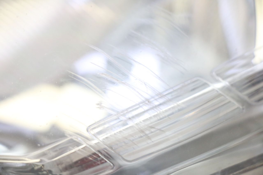 photo de FARO DELANTERO IZQUIERDA PEUGEOT SATELIS 125 (2010 - 2012)