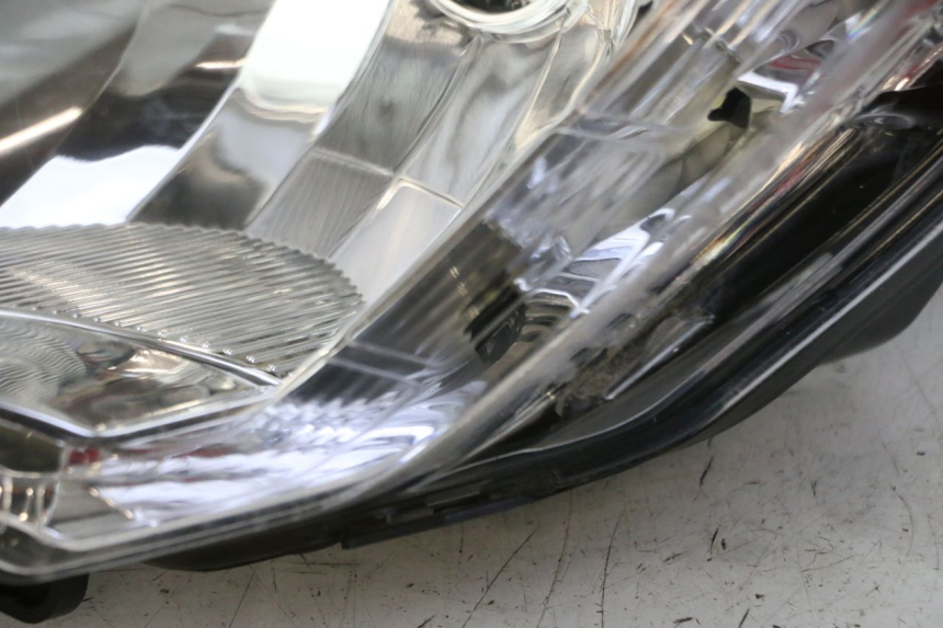 photo de FARO DELANTERO IZQUIERDA PEUGEOT SATELIS 125 (2013 - 2018)