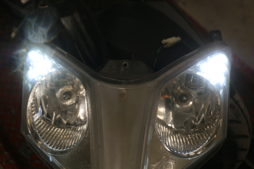 photo de FARO DELANTERO TNT MOTOR GRIDO 2T 50 (2010 - 2019)