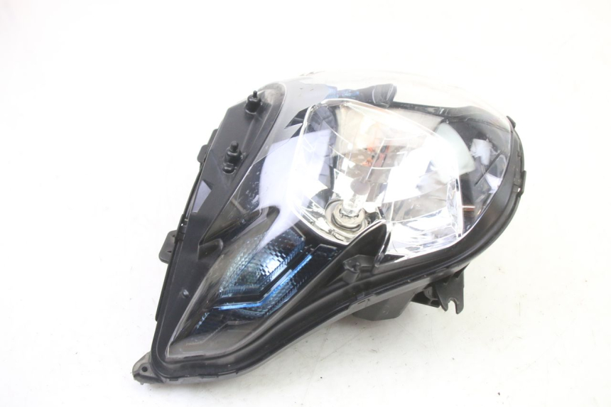 photo de FARO DELANTERO SUZUKI GSR 750 (2011 - 2017)