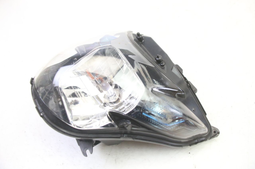 photo de FARO DELANTERO SUZUKI GSR 750 (2011 - 2017)