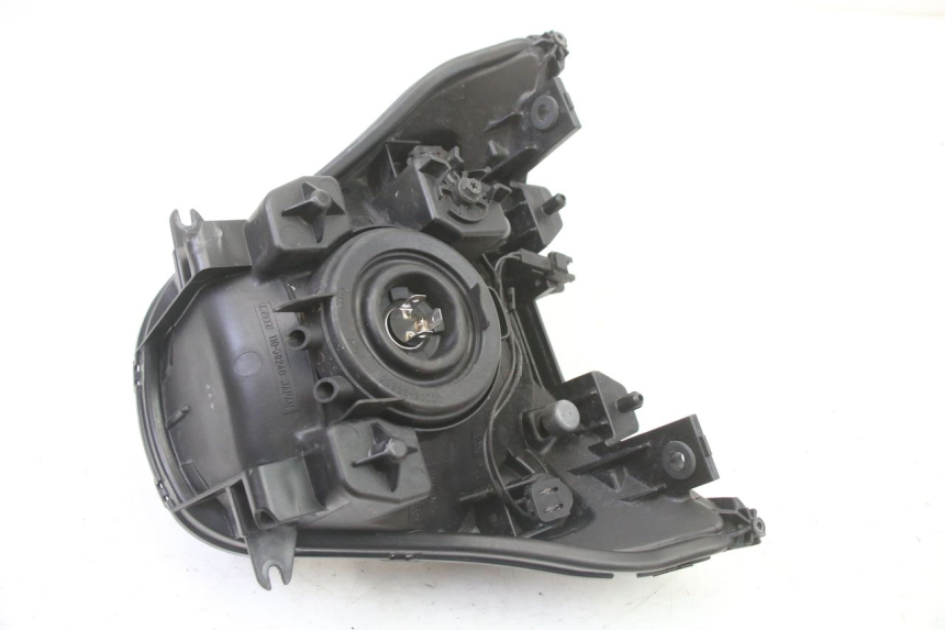 photo de FARO DELANTERO SUZUKI GSR 750 (2011 - 2017)