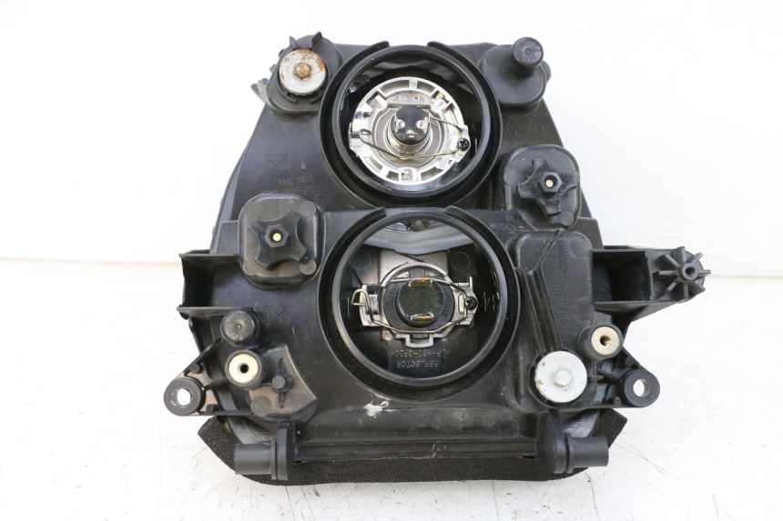 photo de FARO DELANTERO SUZUKI GSXR GSX-R 1000 (2003 - 2004) - Estado de la superficie y material