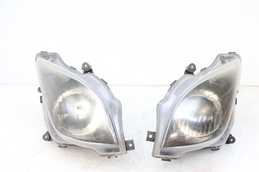 photo de FARO DELANTERO JM MOTORS GTS 125 (2015 - 2019) - Detalle de la pieza