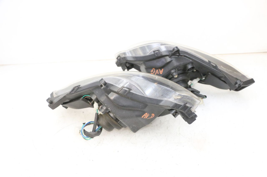 photo de FARO DELANTERO JM MOTORS GTS 125 (2015 - 2019) - Otra perspectiva