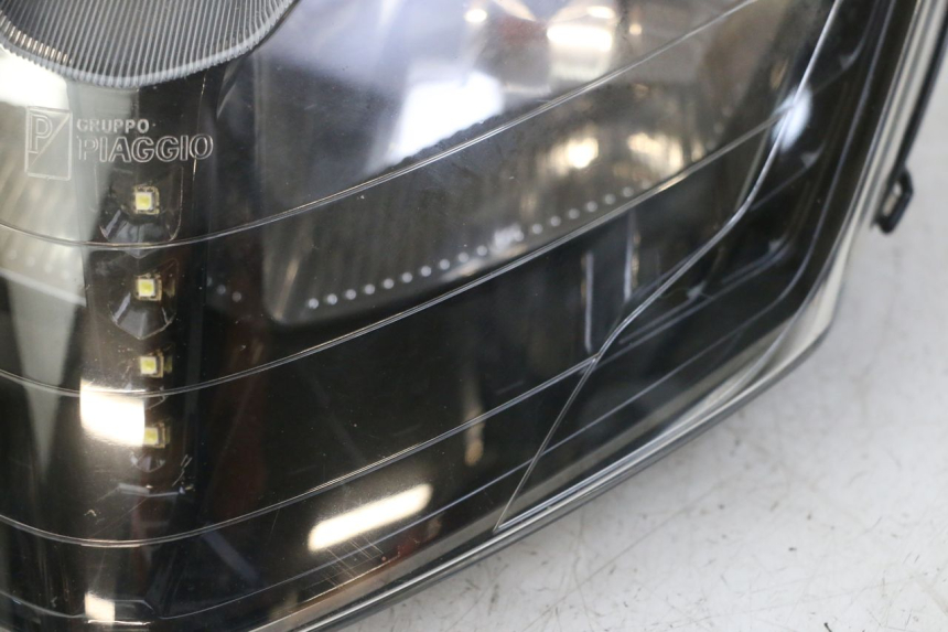 photo de FARO DELANTERO PIAGGIO IE MP3 YOURBAN 300 (2011 - 2016)