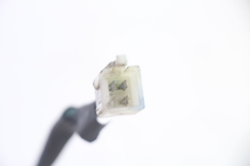 photo de FARO DELANTERO PEUGEOT KISBEE 4T 50 (2018 - 2022) - Primer plano de alta resolución