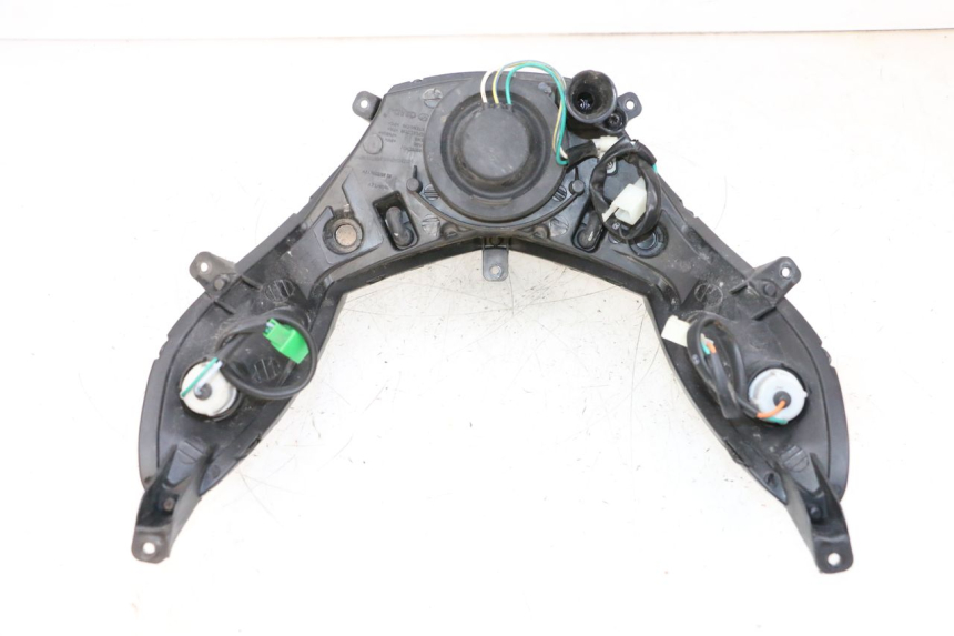 photo de FARO DELANTERO PEUGEOT KISBEE 4T 50 (2010 - 2017) - Detalles de los puntos de fijación