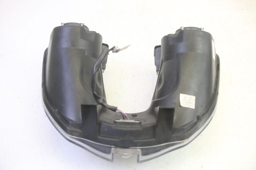 photo de FARO DELANTERO PIAGGIO MP3 HPE 350 (2018 - 2020) - Primer plano técnico