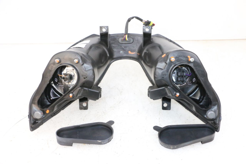 photo de FARO DELANTERO PIAGGIO MP3 HPE 300 (2019 - 2026) - Detalle de la pieza