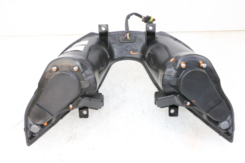 photo de FARO DELANTERO PIAGGIO MP3 HPE 300 (2019 - 2026) - Marcados y referencias originales