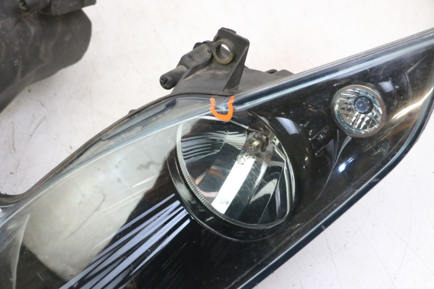 photo de FARO DELANTERO PIAGGIO MP3 LT 400 (2007 - 2012)