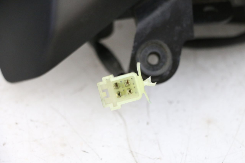 photo de FARO DELANTERO YAMAHA MT-07 MT07 ABS 700 (2018 - 2020) - Primer plano de alta resolución