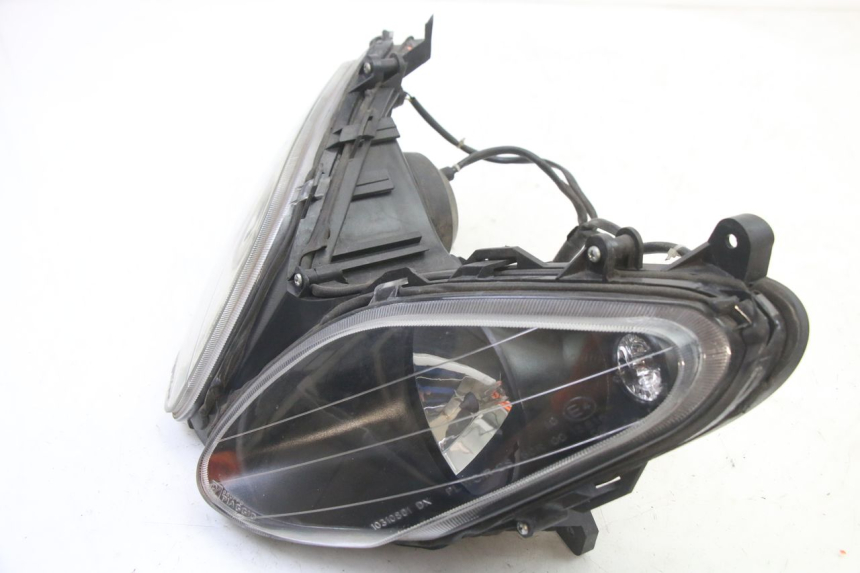 photo de FARO DELANTERO PIAGGIO NRG POWER PUREJET 50 (2018 - 2021)