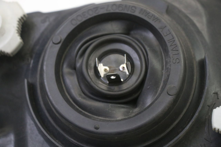 photo de FARO DELANTERO HONDA NTV DEAUVILLE 650 (2001 - 2006)