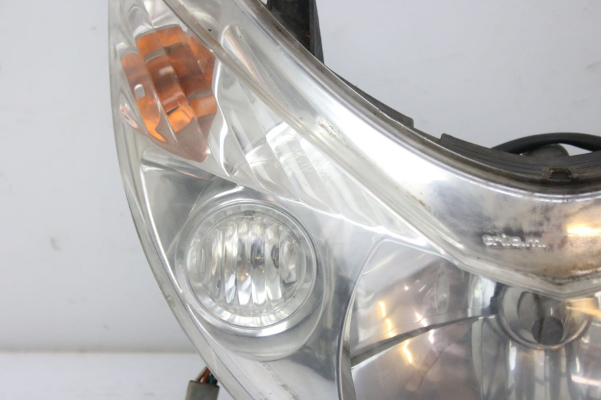 photo de FARO DELANTERO PEUGEOT ELYSTAR 50 (2002 - 2014)