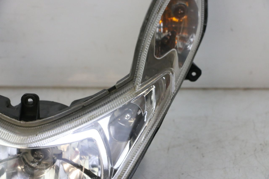 photo de FARO DELANTERO PEUGEOT KISBEE 4T 50 (2018 - 2022)
