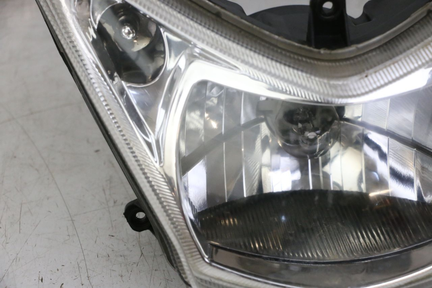 photo de FARO DELANTERO PEUGEOT KISBEE 4T 50 (2018 - 2022)