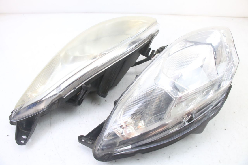 photo de FARO DELANTERO PEUGEOT SATELIS 125 (2013 - 2018)