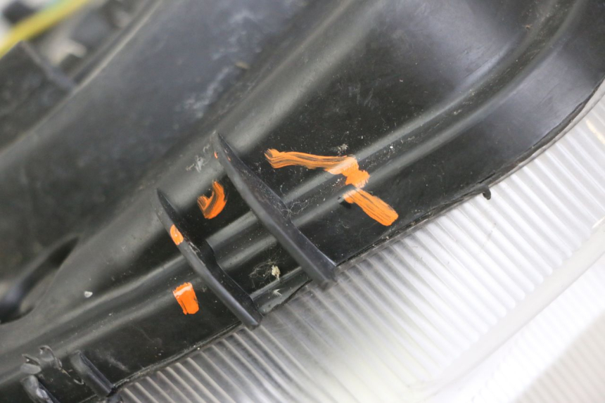 photo de FARO DELANTERO PEUGEOT VIVACITY 125 (2010 - 2017)