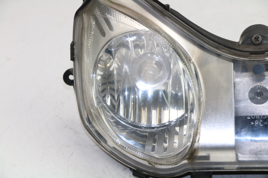 photo de FARO DELANTERO PIAGGIO CARNABY 125 (2007 - 2011)