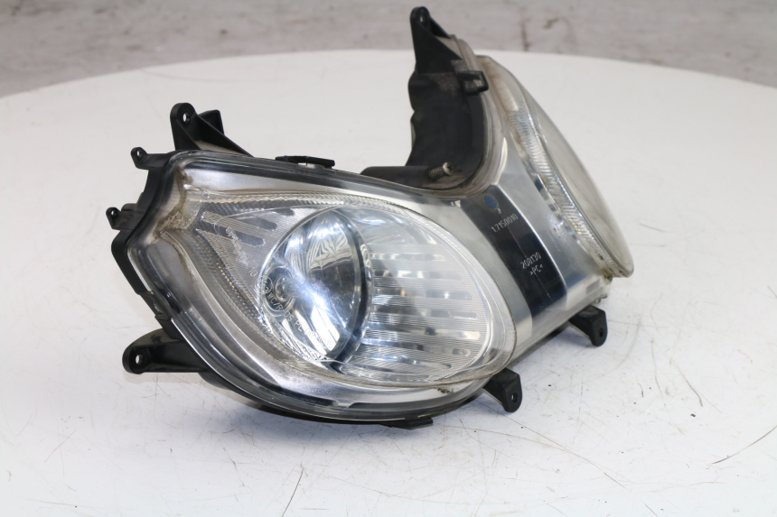 photo de FARO DELANTERO PIAGGIO CARNABY 125 (2007 - 2011)