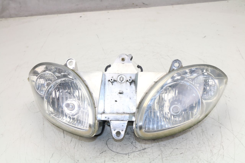 photo de FARO DELANTERO PIAGGIO X9 125 (2000 - 2003)