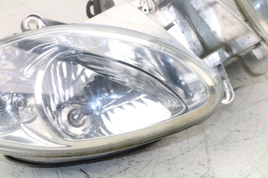 photo de FARO DELANTERO PIAGGIO X9 125 (2000 - 2003)