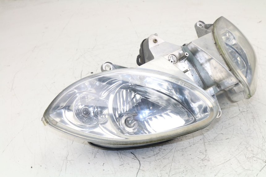 photo de FARO DELANTERO PIAGGIO X9 125 (2000 - 2003)