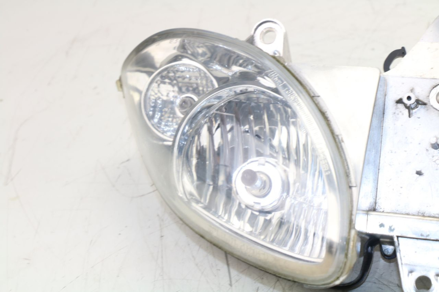 photo de FARO DELANTERO PIAGGIO X9 125 (2000 - 2003)