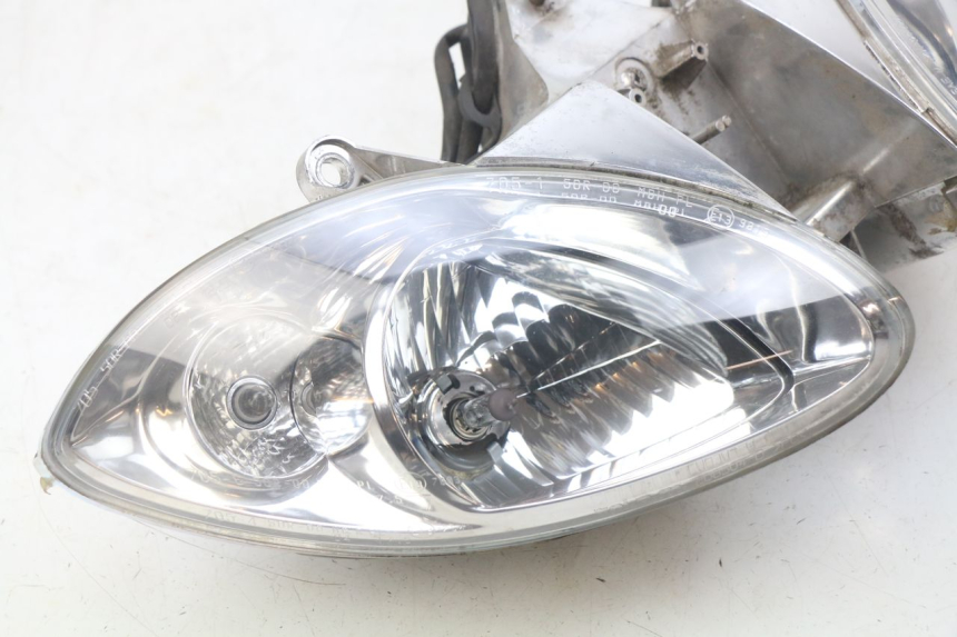 photo de FARO DELANTERO PIAGGIO X9 EVOLUTION 250 (2003 - 2007)