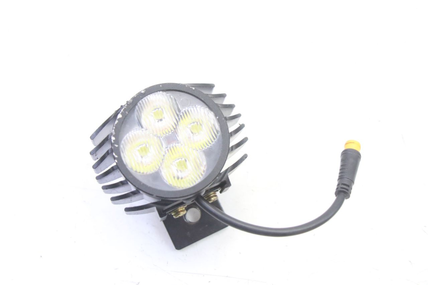 photo de FARO DELANTERO HERO S10 1