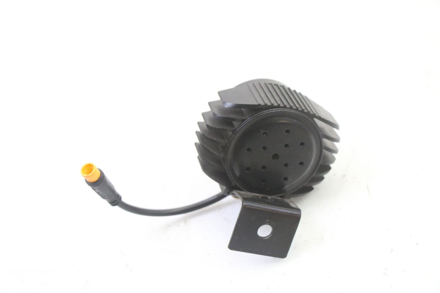 photo de FARO DELANTERO HERO S10 1