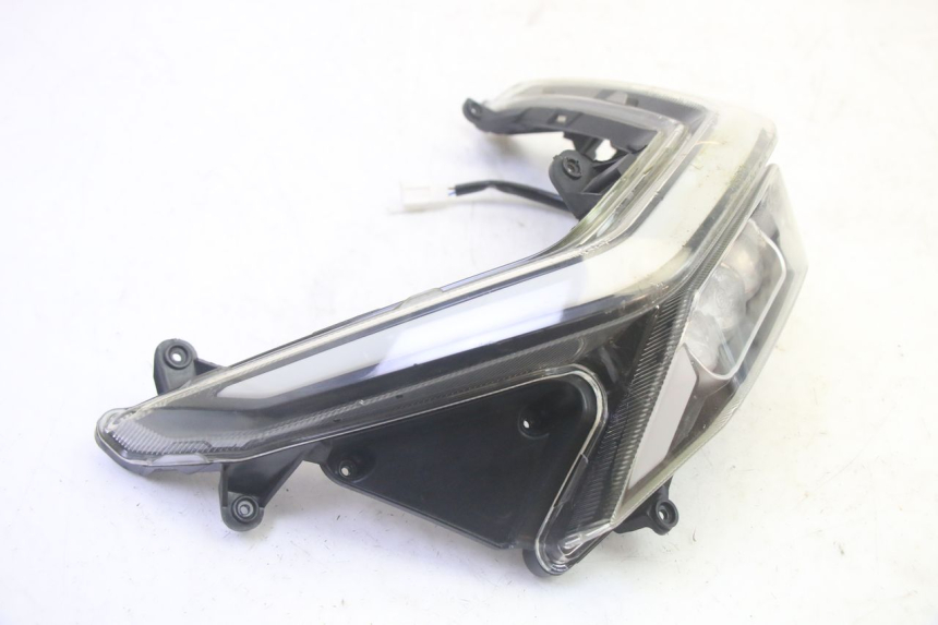 photo de FARO DELANTERO JM MOTORS SANTANA EVO 50 (2024 - 2026) - Detalles de los puntos de fijación