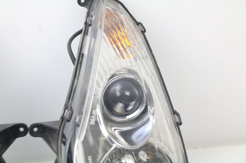 photo de FARO DELANTERO PEUGEOT SATELIS COMPRESSOR K15 125 (2006 - 2009)