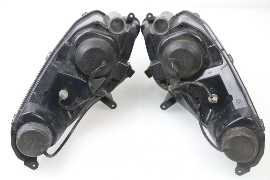 photo de FARO DELANTERO PEUGEOT SATELIS 125 (2006 - 2009)