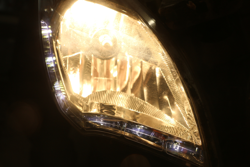 photo de FARO DELANTERO PEUGEOT SATELIS 125 (2013 - 2018)